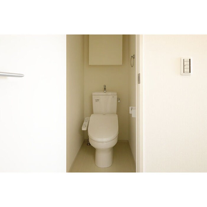 物件内観写真11　(トイレ)