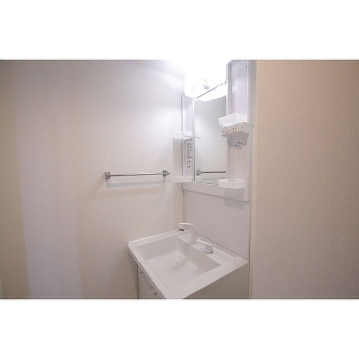 物件内観写真12　(バス／シャワールーム等)