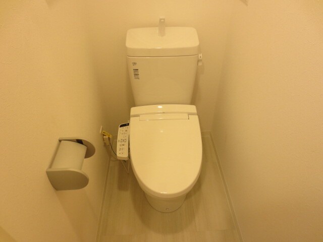 物件内観写真12　(トイレ)