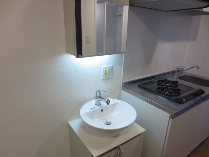 物件内観写真13　(洗面)