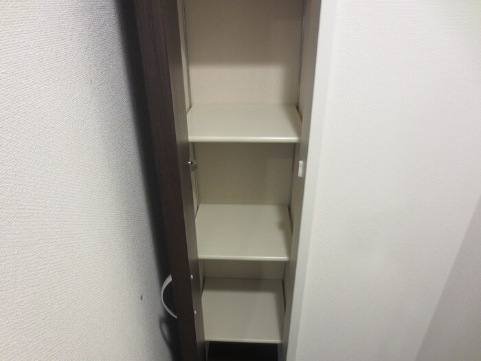物件内観写真14　(靴箱)