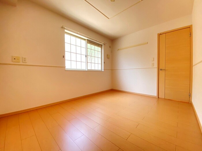 物件内観写真21　(居室)