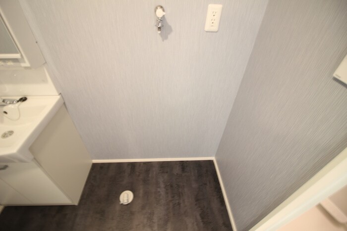 物件内観写真13　(洗濯機置場)