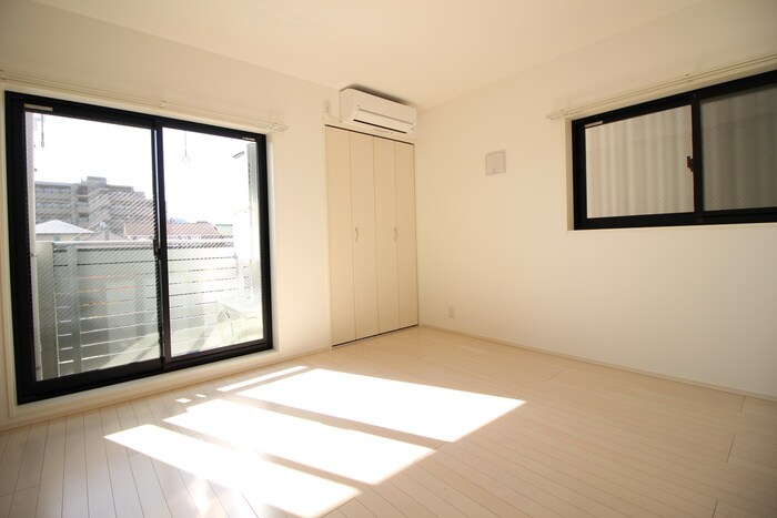 物件内観写真19　(居室)