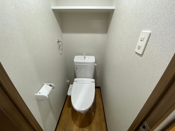 物件内観写真10　(トイレ)