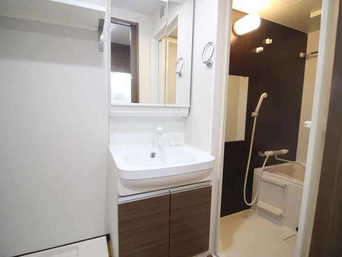 物件内観写真11　(洗面)