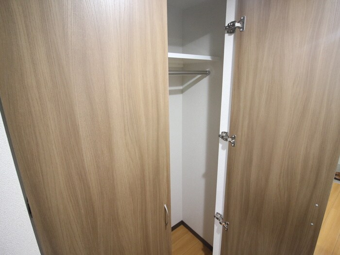 物件内観写真12　(収納)
