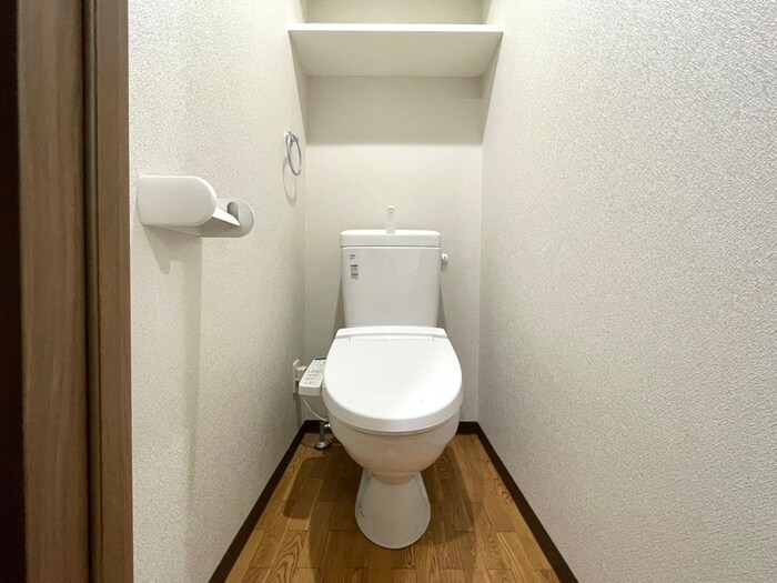 物件内観写真13　(トイレ)