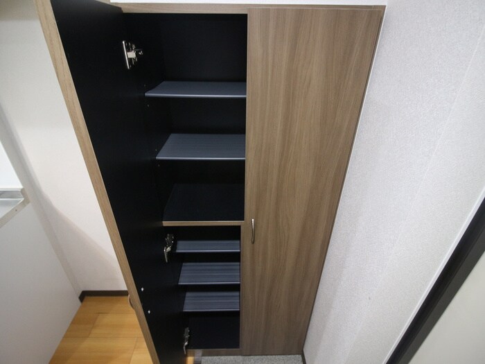 物件内観写真14　(靴箱)