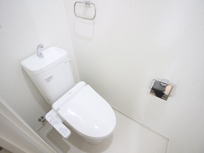 物件内観写真12　(トイレ)