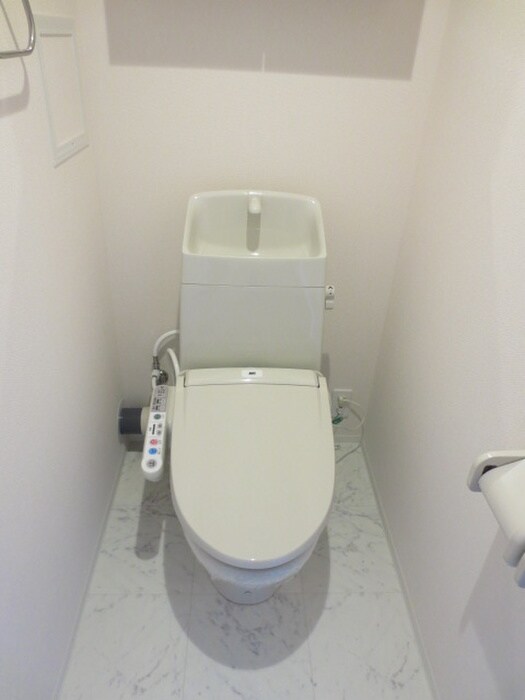 物件内観写真12　(トイレ)