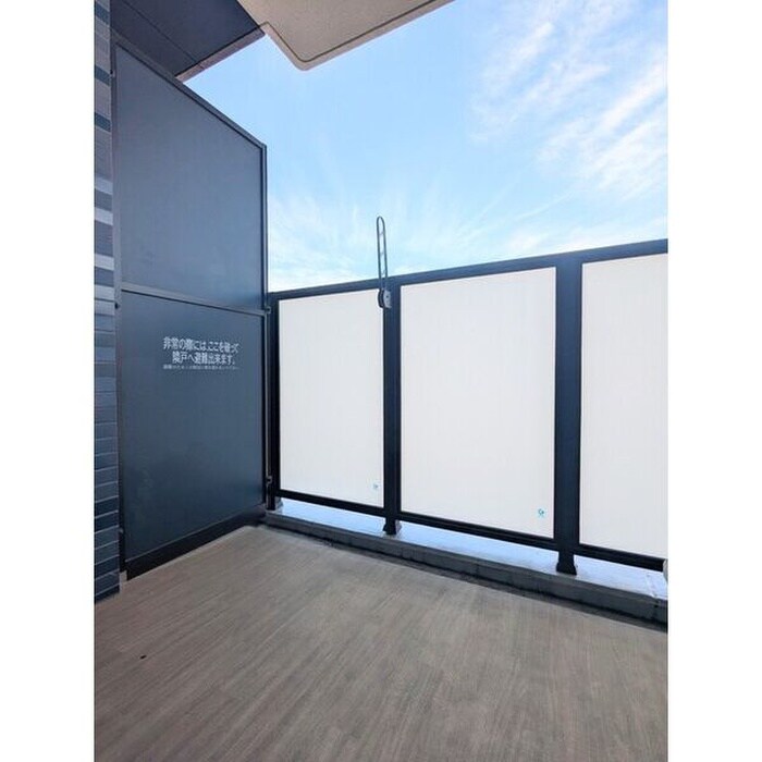 物件内観写真16　(ベランダ・バルコニー)