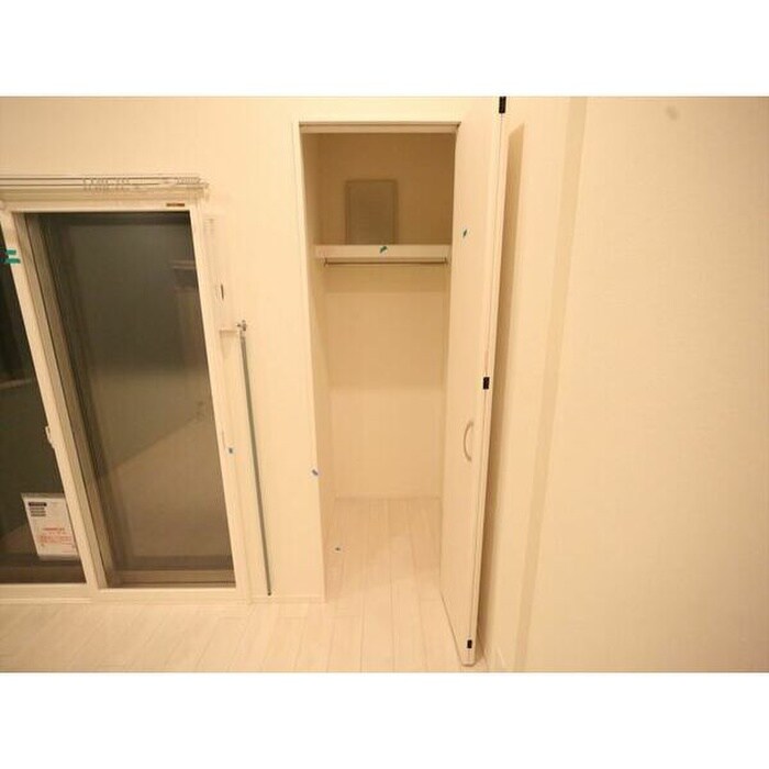 物件内観写真5　(収納)