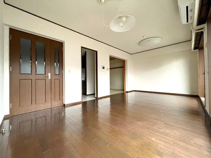 物件内観写真4　(居室)