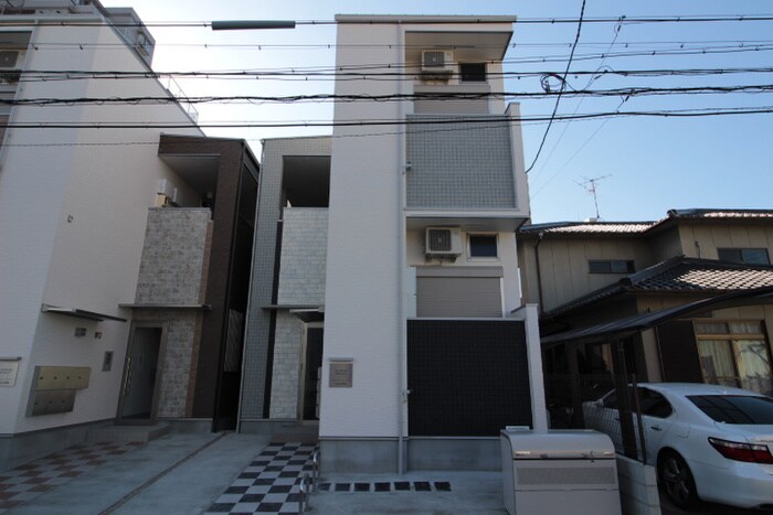 物件外観写真1　(外観写真)