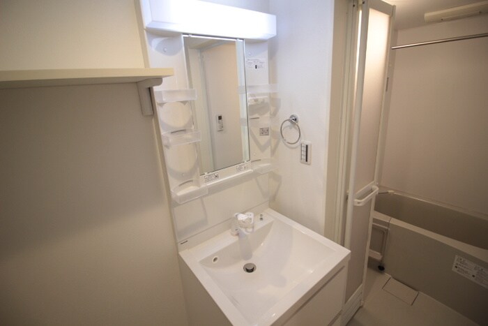 物件内観写真15　(洗面)