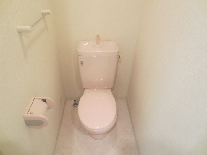 物件内観写真9　(トイレ)