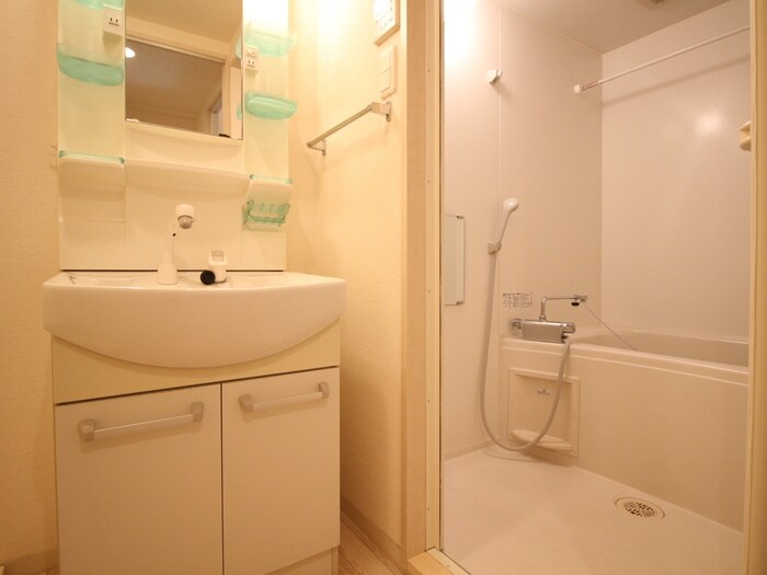 物件内観写真11　(洗面)