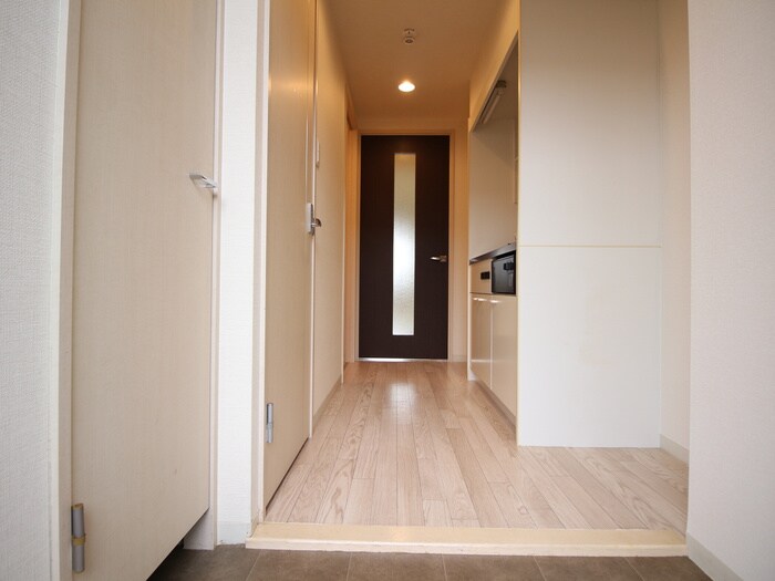 物件内観写真15　(玄関)