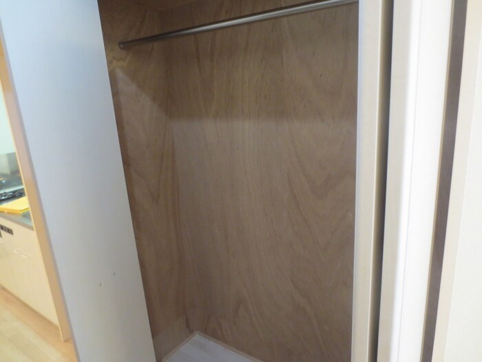 物件内観写真15　(収納)