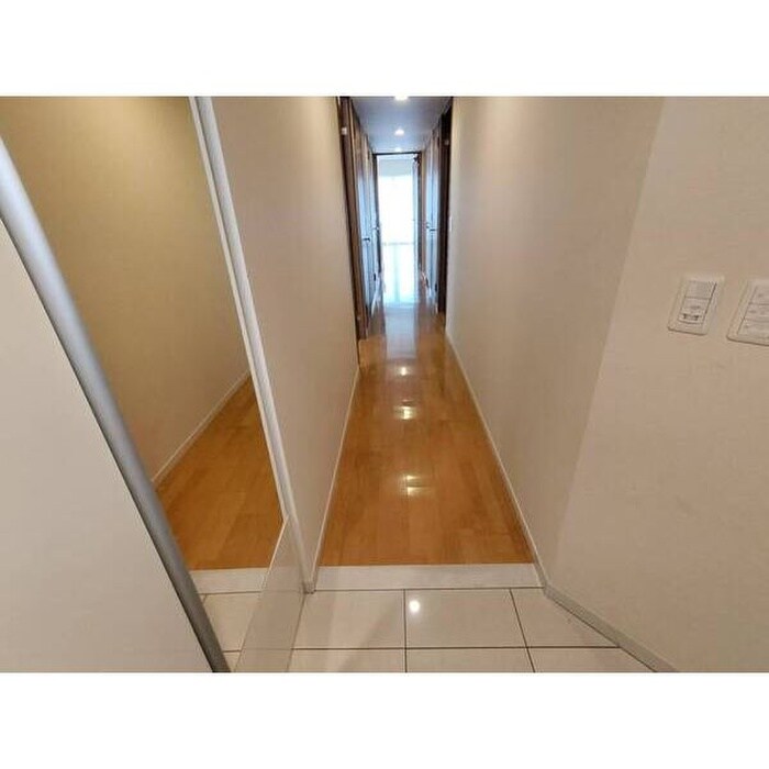 物件内観写真15　(廊下)