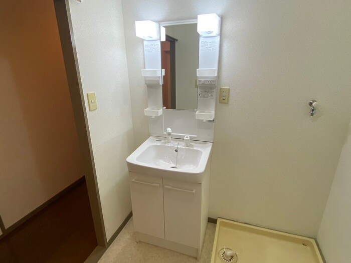 物件内観写真9　(洗面)