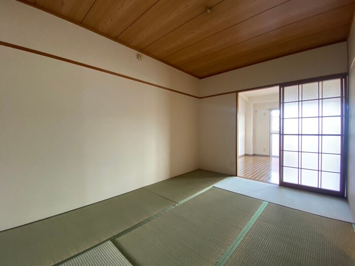 物件内観写真14　(居室)