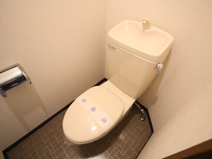 物件内観写真10　(トイレ)