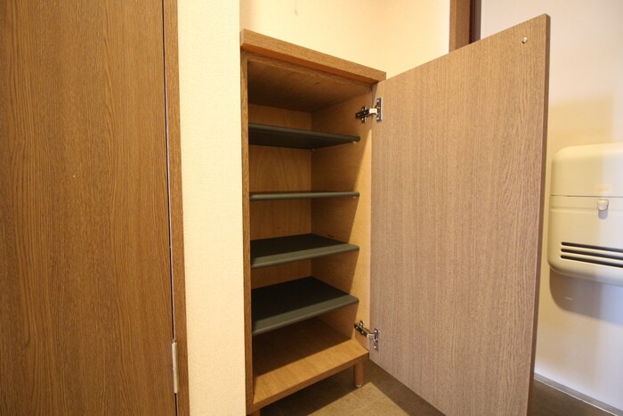 物件内観写真14　(靴箱)