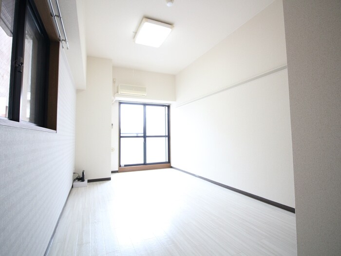 物件内観写真15　(居室)