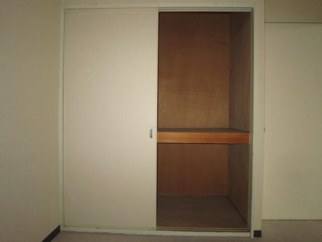 物件内観写真14　(収納)