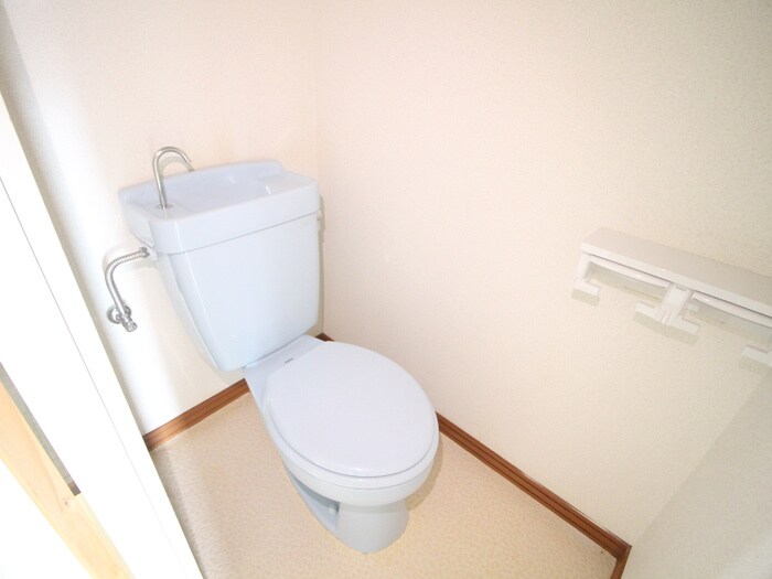 物件内観写真12　(トイレ)