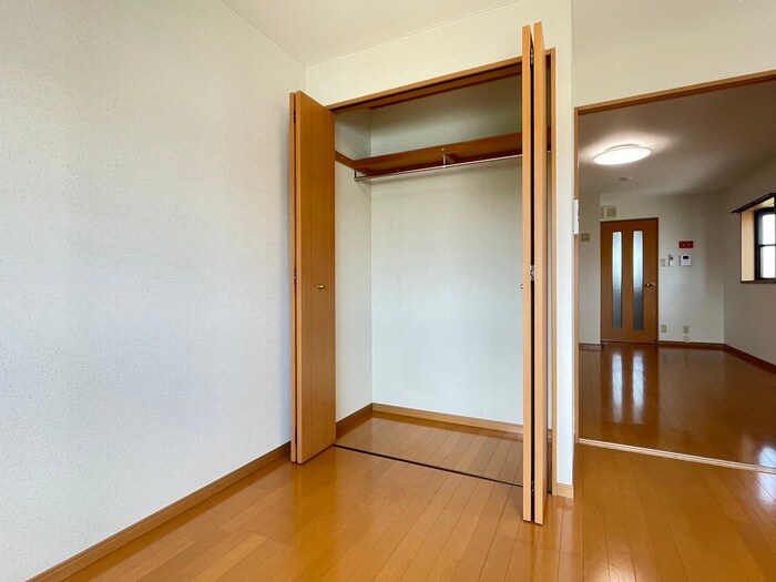 物件内観写真11　(収納)