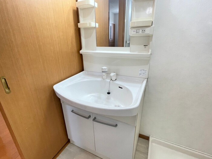 物件内観写真17　(洗面)