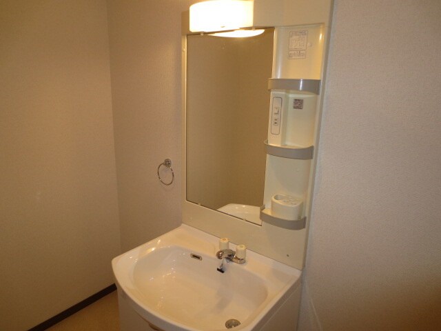 物件内観写真10　(洗面)