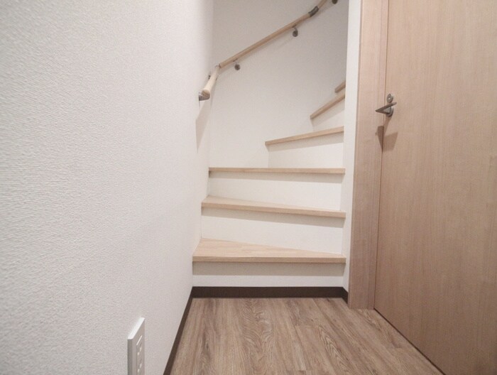 物件内観写真17　(廊下)