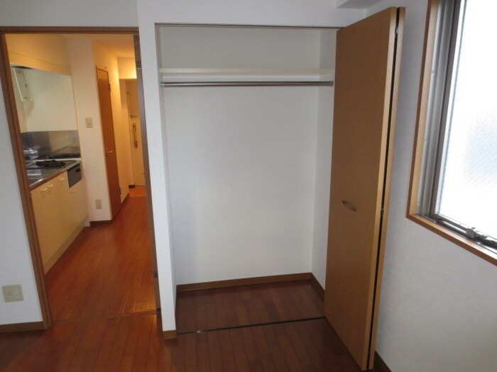 物件内観写真13　(収納)