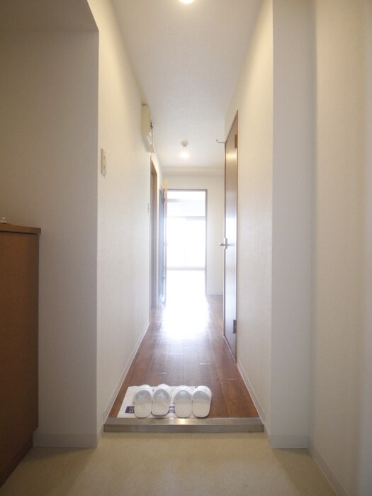 物件内観写真21　(廊下)