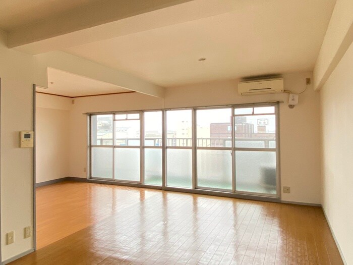 物件内観写真9　(居室)