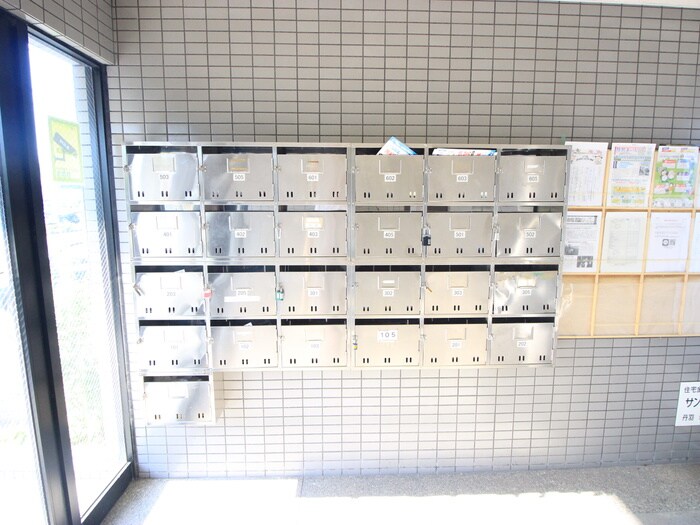 物件外観写真6　(建物設備)