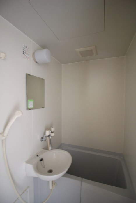 物件内観写真9　(バス／シャワールーム等)