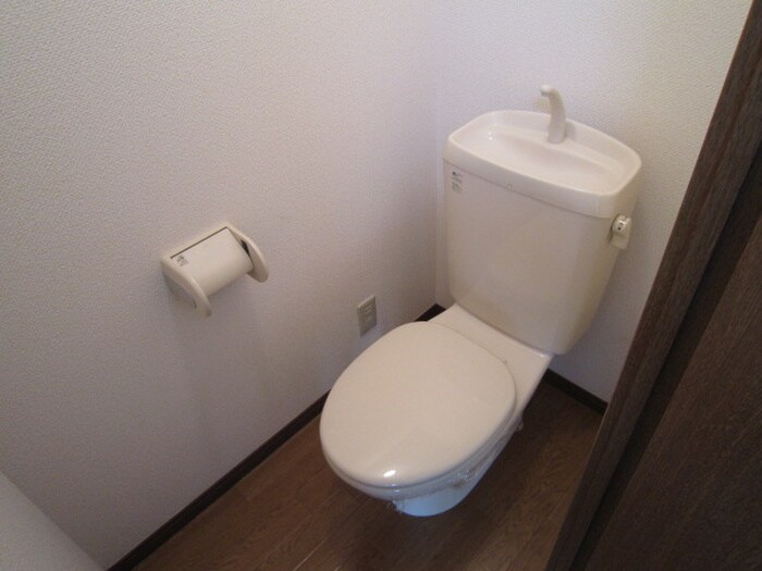 物件内観写真10　(トイレ)