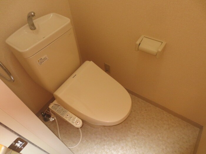 物件内観写真11　(トイレ)