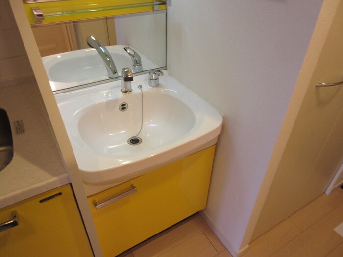 物件内観写真9　(洗面)