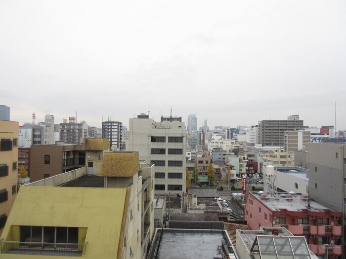 物件内観写真14　(室内からの展望)