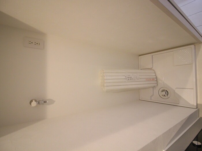 物件内観写真15　(洗濯機置場)