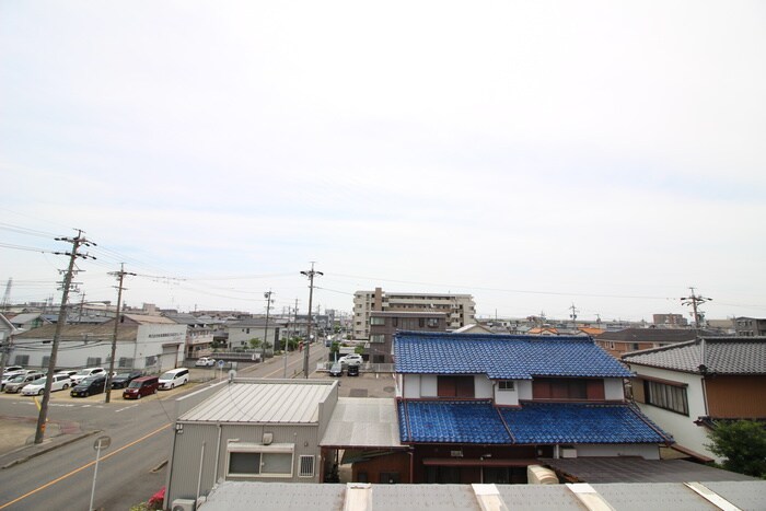 物件内観写真22　(室内からの展望)