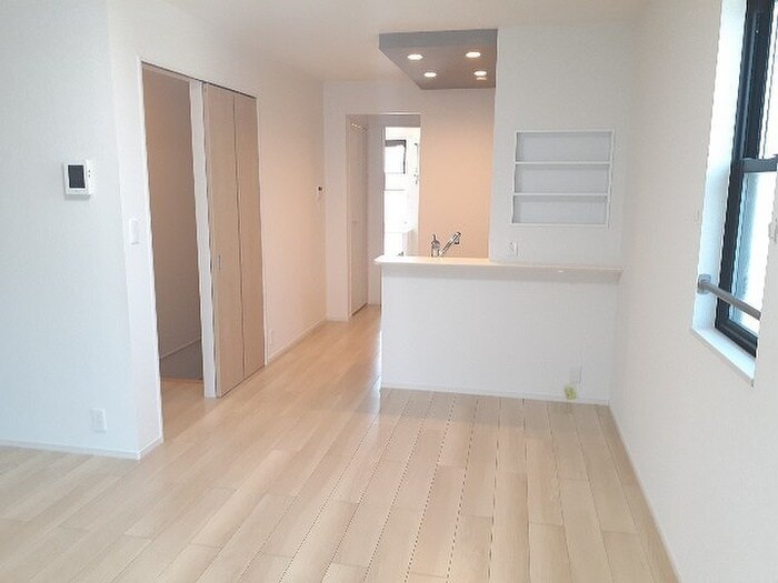 物件内観写真10　(居室)