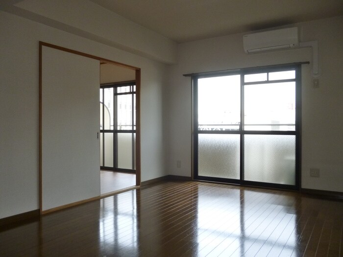 物件内観写真7　(居室)