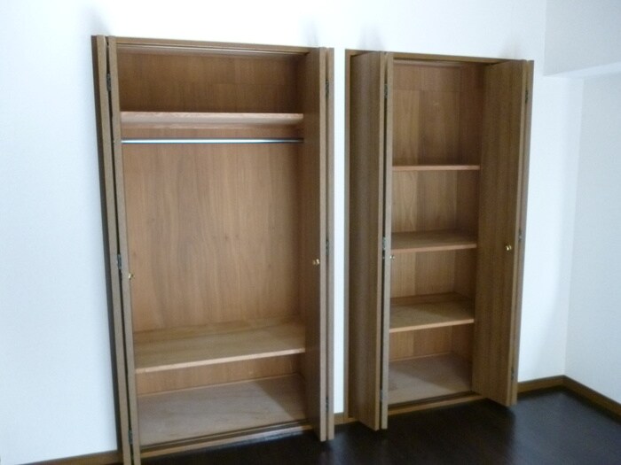 物件内観写真12　(収納)